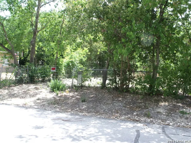 1514 Ash ST San Antonio, TX 78208